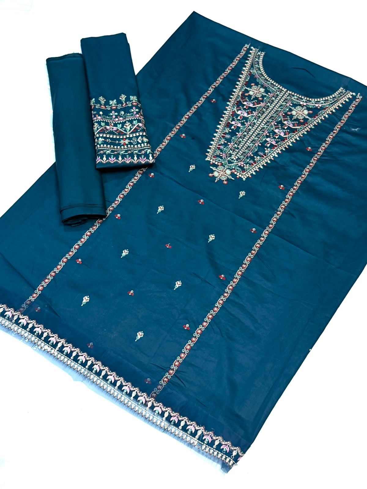 Unstitched Embroidered Lawn 2PC | SC-159