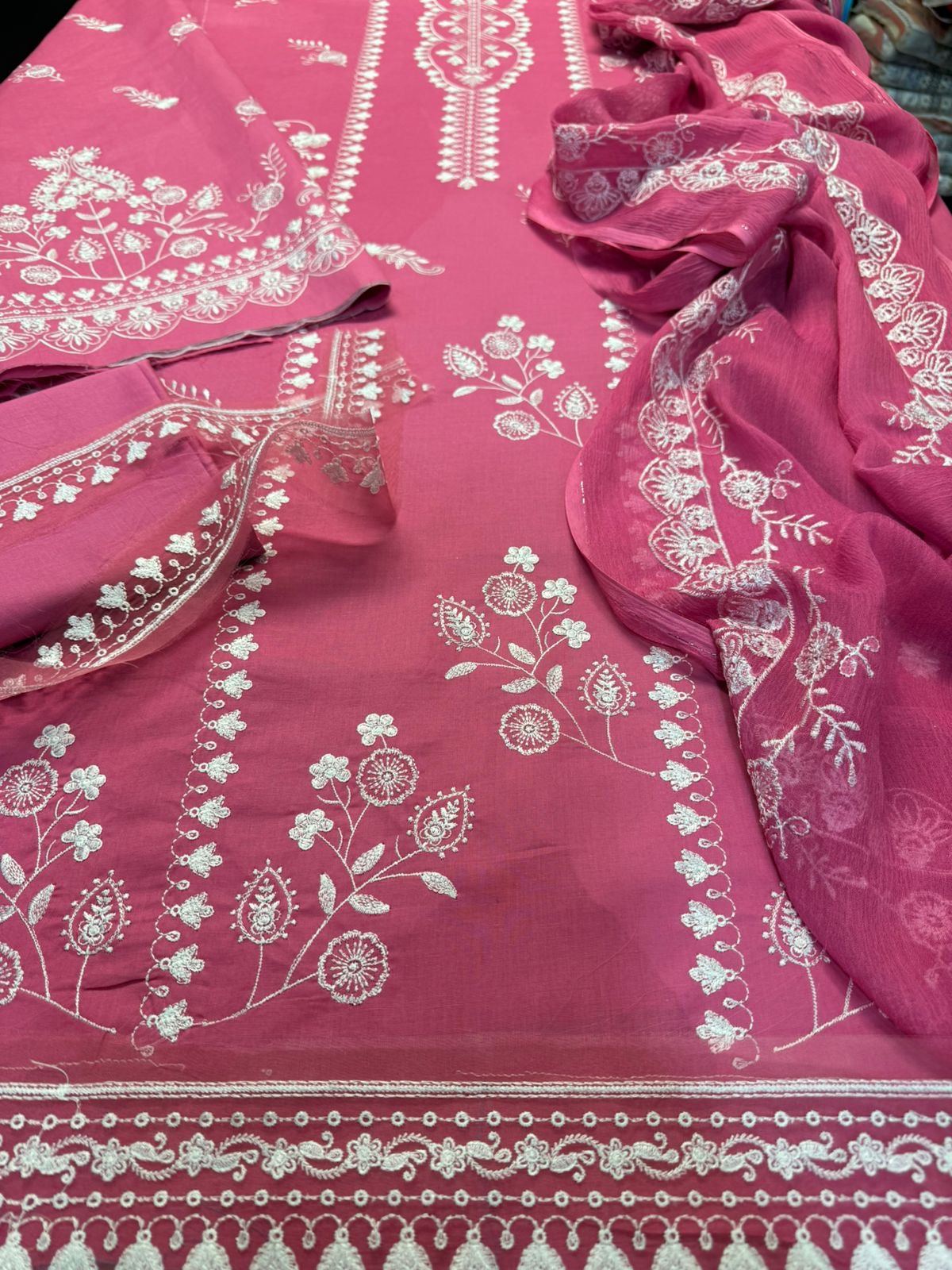 Unstitched Embroidered Lawn 3PC | SC-010