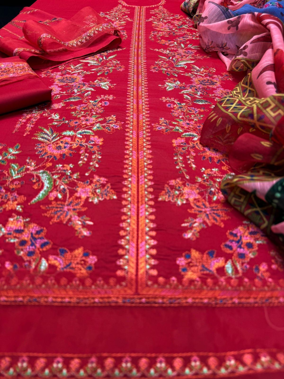 Unstitched Embroidered Lawn 3PC | SC-012