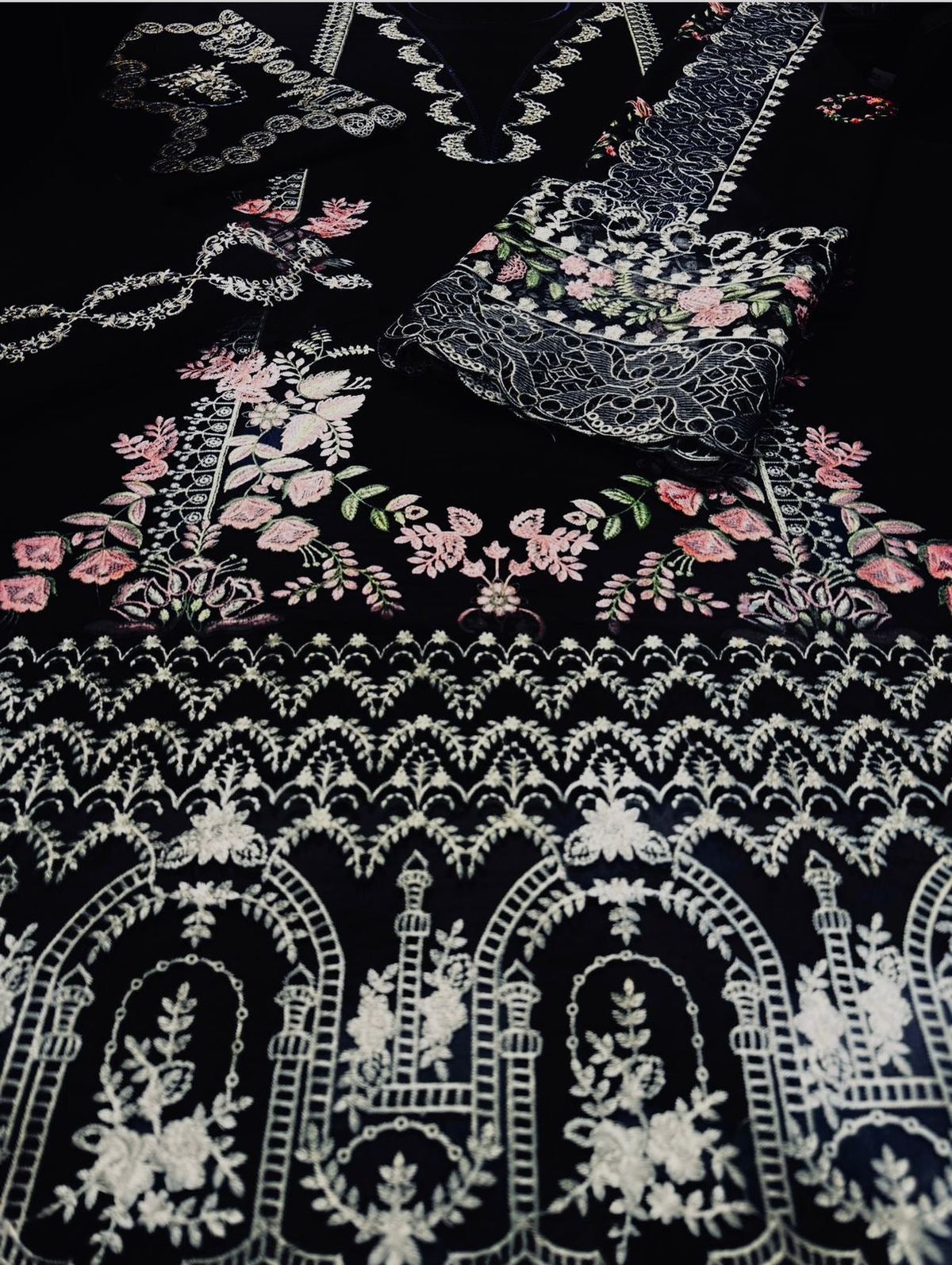 Unstitched Embroidered Lawn 3PC | SC-024A